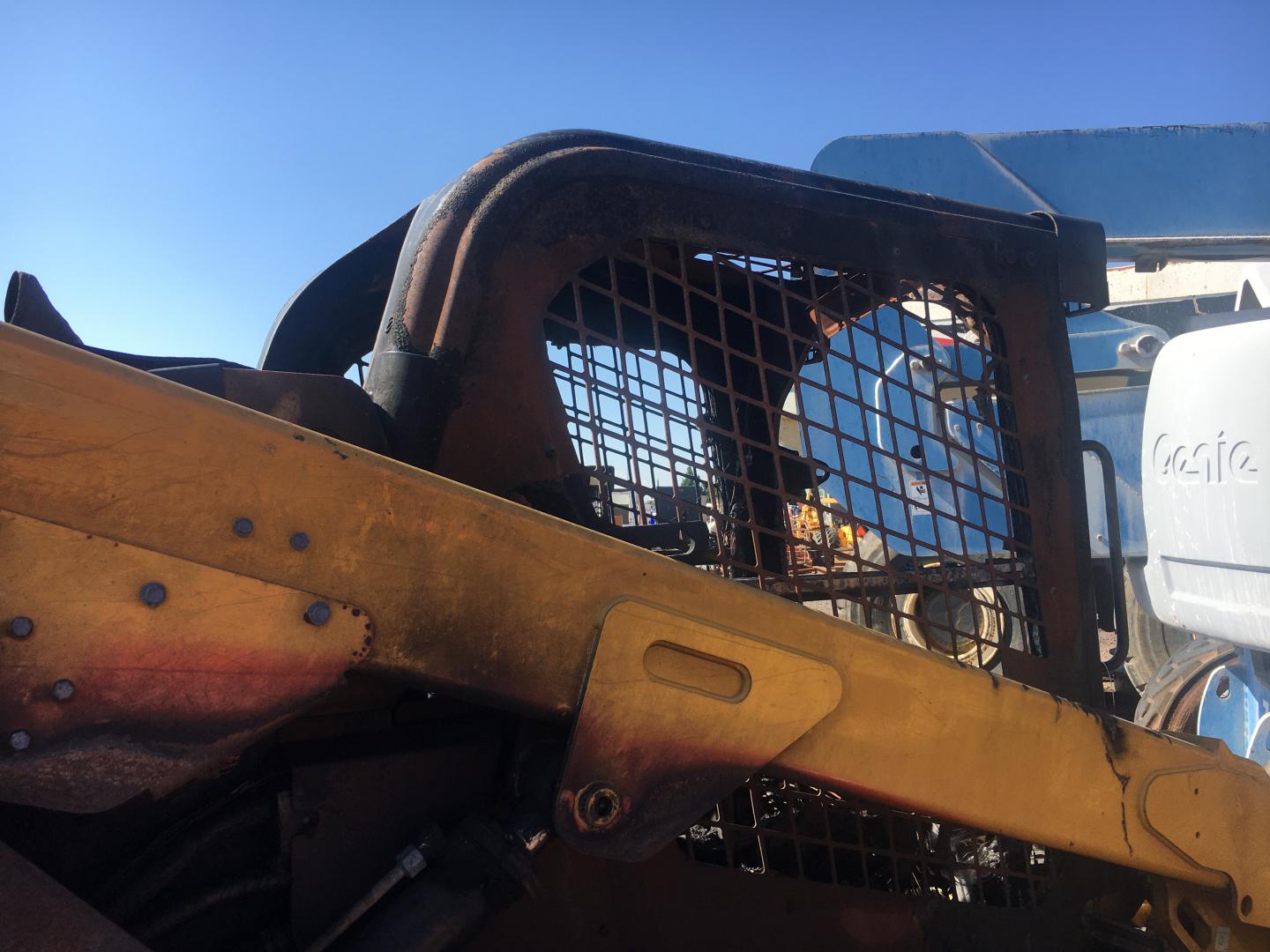 ./imagenes/INVOICE/2019/16985/MINICARGADOR 299D2 XHP (59).JPG